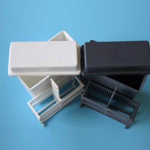 SolelyBio SBM0001，24片塑料染色盒，白/灰色，不带架子